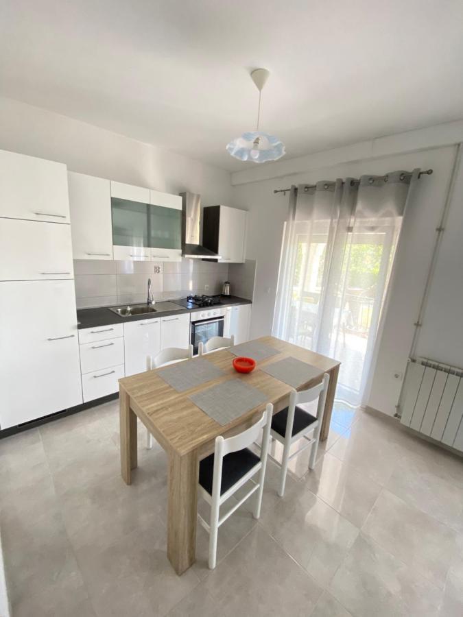 Apartment Nina *